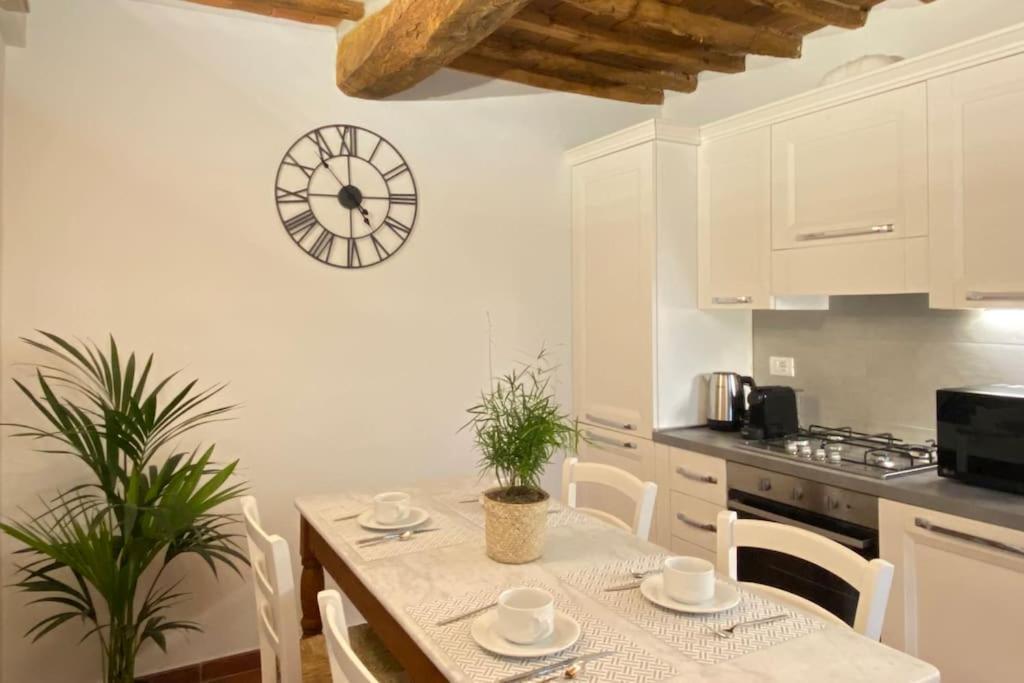 Relax&Business Wi-Fi, Tv Hd, Parcheggio Gratuito Villa Capannori Kültér fotó