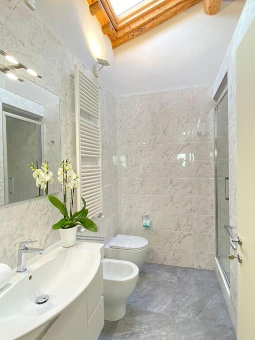 Relax&Business Wi-Fi, Tv Hd, Parcheggio Gratuito Villa Capannori Kültér fotó